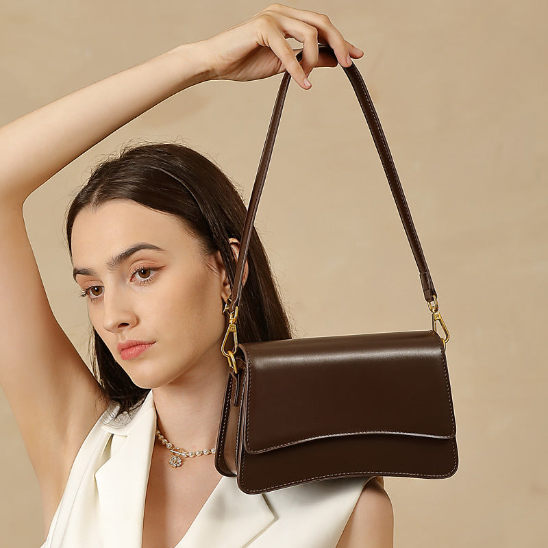 Malas femininas best-sellers, malas cruzadas de ombro único, malas altas de couro de vaca, malas baguete de nicho coreano, malas de alta qualidade para as axilas, malas femininas