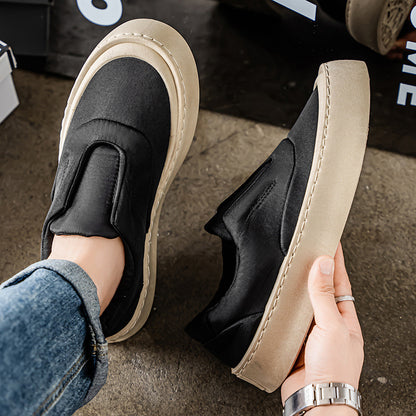 Sapatos Casuais Masculinos 2025 Novos Sapatos Slip-On de um pé, Sapatos de Tábua Respiráveis com Superfície de Tecido, Sapatos Modernos Versáteis de Lona de Sola Macia para Homens