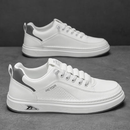Sapatos masculinos de verão 2025, sapatos brancos pequenos e respiráveis, sapatos desportivos masculinos versáteis e com sola grossa, sapatos casuais, sapatos modernos