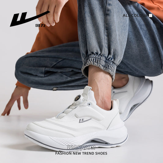 Sapatos masculinos simples em pele de pele baixa e sola espessa Warrior, sapatos minimalistas de cor sólida, sapatos casuais versáteis de alto valor estético e versáteis