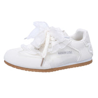 Os novos sapatos de treino morais de moda versáteis com sensação de design da Warrior, sapatos coreanos de primavera de alto valor, sapatos simples de mulher simples com blocos de cor