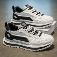 Novos sapatos desportivos casuais respiráveis para primavera 2025 para homem, ténis brancos de sola macia antiderrapantes, sapatos de pai na moda