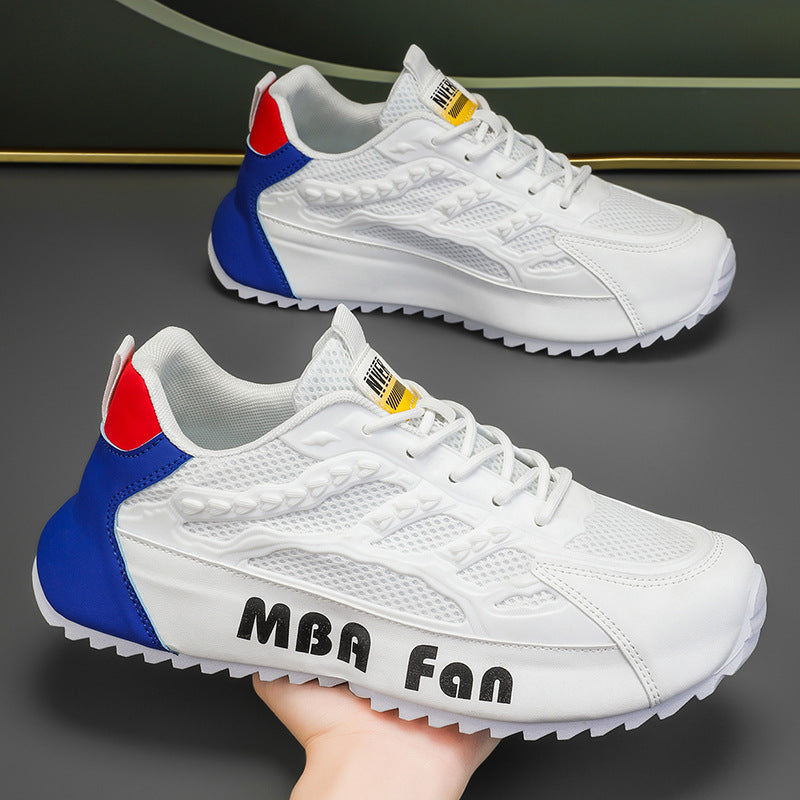 Novos Sapatos Brancos Brancos de Verão 2025 de Rede Fina Fino Respiráveis Respiráveis Desportivos Versáteis Brancos Ténis Forrest Dad para Aumento de Altura