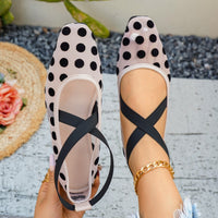 Sapatos casuais casuais casuais planos, de salto baixo, de salto baixo, de grande tamanho, transfronteiriços, novas sandálias femininas de malha respirável com bolinhas de verão