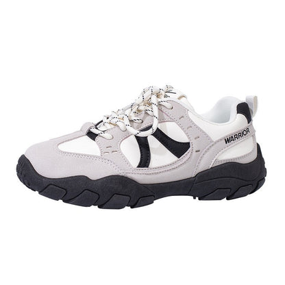 Os novos sapatos de sola grossa da Warrior Merald, sapatos de treino moral, sapatos de algodão confortáveis forrados a polar de inverno, sapatos de viagem versáteis e quentes de viagem com blocos de cor