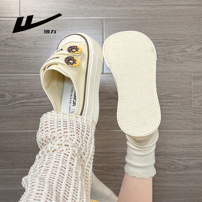 Os novos sapatos semideslizantes enérgicos, fofos e confortáveis da Warrior, sapatos simples de velcro de alto valor, sapatos versáteis de plataforma coreana feminina