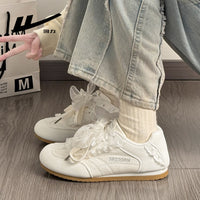 Os novos sapatos de treino morais de moda versáteis com sensação de design da Warrior, sapatos coreanos de primavera de alto valor, sapatos simples de mulher simples com blocos de cor