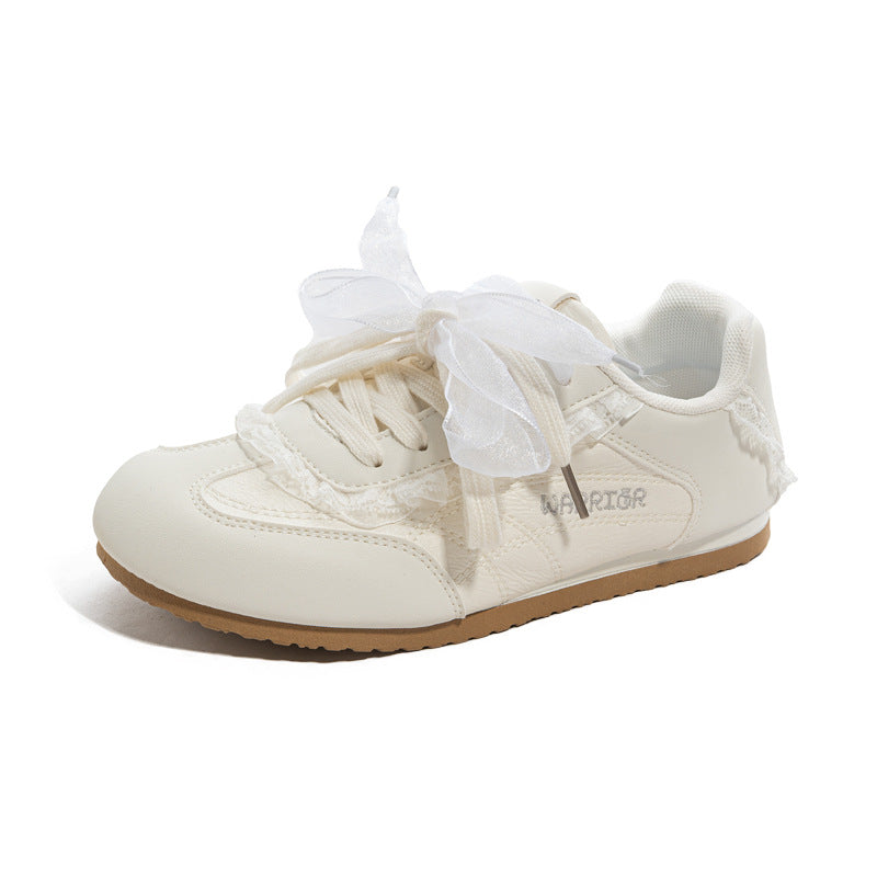 Os novos sapatos de treino morais de moda versáteis com sensação de design da Warrior, sapatos coreanos de primavera de alto valor, sapatos simples de mulher simples com blocos de cor