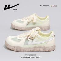 Sapatos femininos de malha Warrior, baixos, confortáveis, versáteis, ténis de verão na moda, sapatos casuais de estilo universitário de alta estética