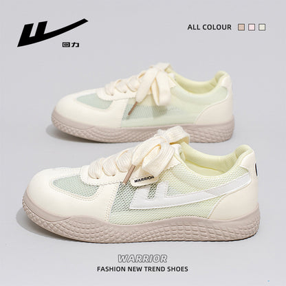 Sapatos femininos de malha Warrior, baixos, confortáveis, versáteis, ténis de verão na moda, sapatos casuais de estilo universitário de alta estética