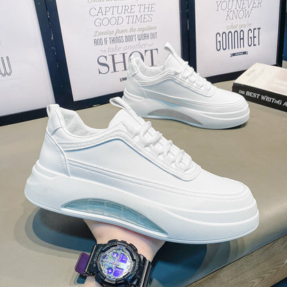Ténis brancos masculinos, novos sapatos desportivos respiráveis de primavera 2024, sapatos versáteis com almofada de ar, sapatos casuais da moda com sola grossa que aumentam a altura