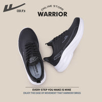 Os novos ténis de primavera da Warrior, sapatos pretos de sola grossa que aumentam a altura, sapatos femininos de viagem de exterior simples e versáteis de cor sólida