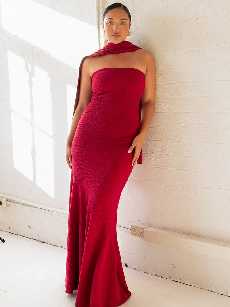 Verão 2026 Vestido Elegante Novo, ajustado à cintura, estilo médio, sexy, saia com padrão de busto e calça de peixe