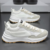 Sapatos masculinos de verão 2025 Novos ténis brancos em rede respirável, sapatos desportivos masculinos, sapatos casuais casuais versáteis coreanos