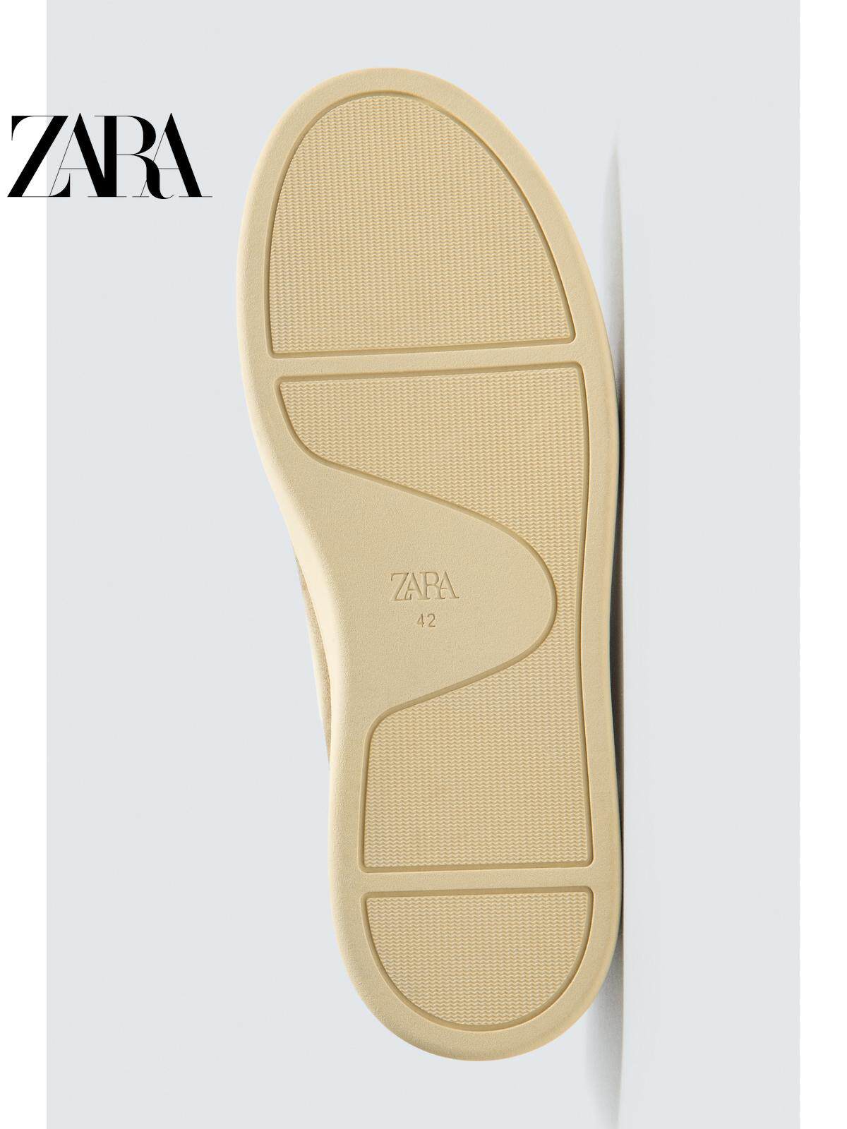 Oferta especial ZARA: Sapatos masculinos selecionados com acabamento em camurça, bico redondo e cadarço, 2457620 102