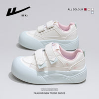 Sapatos mágicos Warrior com sola grossa e tampo baixo, versáteis individuais femininos coreanos, sapatos casuais de estilo universitário de alta estética