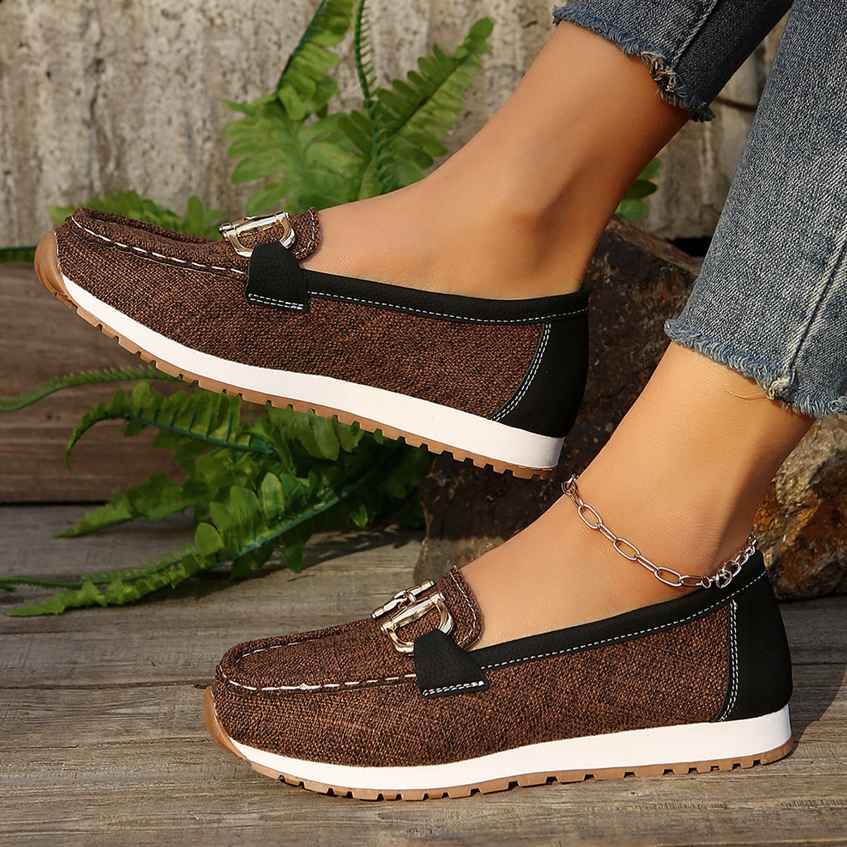 Sapatos desportivos casuais de sola grossa, cadeia metálica casual feminina de exportação, novas sapatilhas sapatilhas plus size no verão 2025