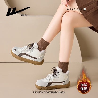Os novos sapatos de treino moral de topo médio e alto da Warrior, sapatos quentes versáteis e da moda com blocos de cor, sapatos femininos de inverno com forro de polar duplo com laceta