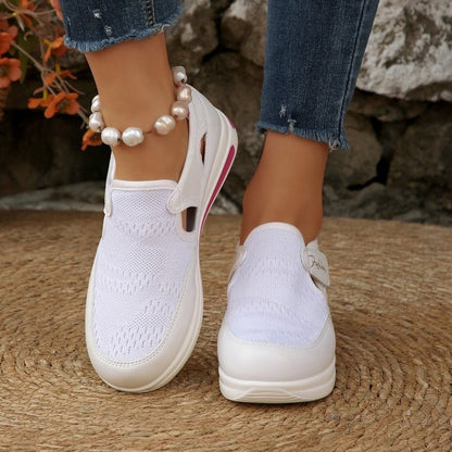 Sapatos casuais casuais plus size transfronteiriços europeus e americanos para mulheres na primavera/verão, novos sapatos casuais de malha com velcro respirável e planos independentes em pé