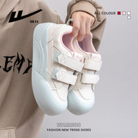 Sapatos mágicos Warrior com sola grossa e tampo baixo, versáteis individuais femininos coreanos, sapatos casuais de estilo universitário de alta estética