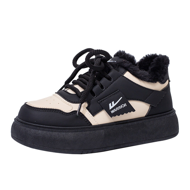 Os novos sapatos da Warrior's color block fleece com sola grossa, sapatos quentes de inverno, sapatos altos de algodão da moda, sapatos femininos versáteis para deslocações