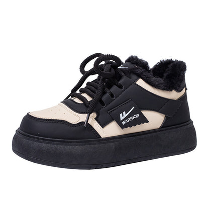 Os novos sapatos da Warrior's color block fleece com sola grossa, sapatos quentes de inverno, sapatos altos de algodão da moda, sapatos femininos versáteis para deslocações
