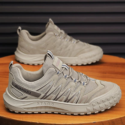Sapatos masculinos de verão, novos sapatos de proteção de trabalho fechados e respiráveis, sapatos de trabalho desportivos casuais na moda, versáteis, antiderrapantes e resistentes ao desgaste masculino