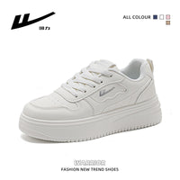 Sapatos brancos Warrior de cano baixo, confortáveis, versáteis versáteis de sola grossa, ténis modernos e estéticos, sapatos femininos simples com um design elegante