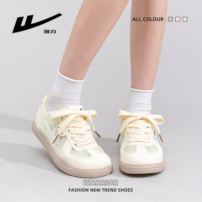 Sapatos femininos de malha Warrior, baixos, confortáveis, versáteis, ténis de verão na moda, sapatos casuais de estilo universitário de alta estética