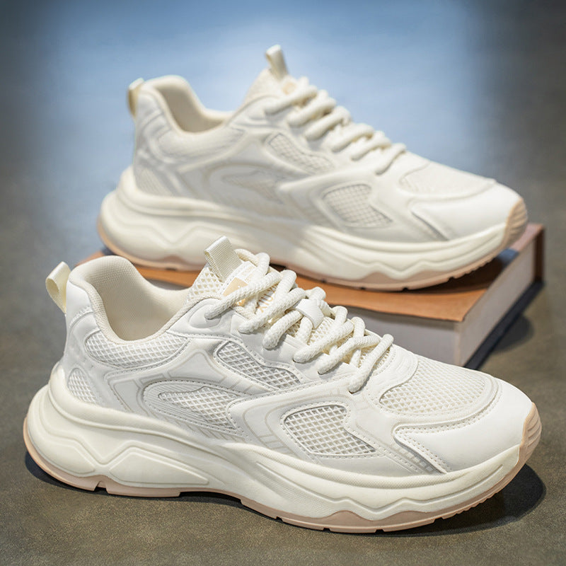 Sapatilhas casuais de malha quente e respirável de verão para homem, sola grossa e sola macia que aumenta a altura, sapatos desportivos brancos pequenos brancos de pai