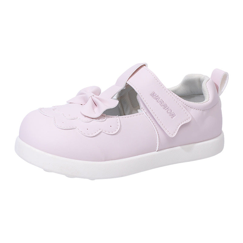 Os novos sapatos de cabeça grande fofos e com blocos de cores da Warrior, sapatos pequenos de mola versáteis, sapatos femininos confortáveis com velcro de alto valor