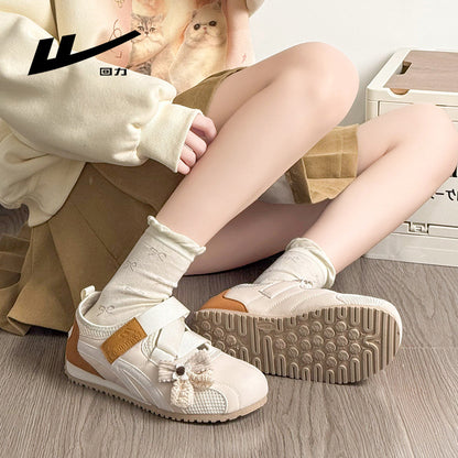 O novo design da Warrior, sapato único versátil e confortável, sapatos casuais coreanos na moda e modernos, alta atratividade, sapatos femininos fofos