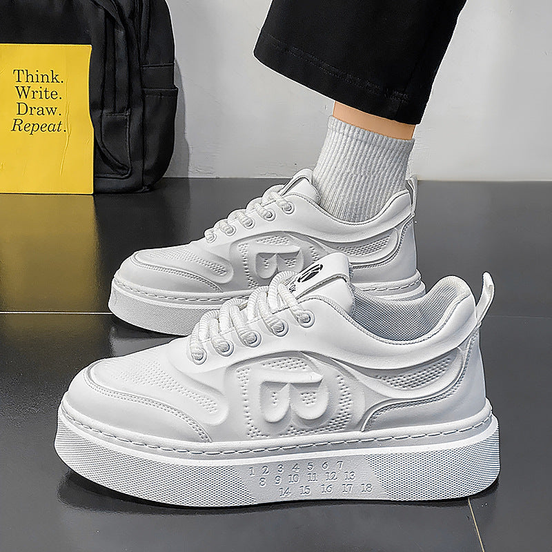 Novos ténis brancos de sola grossa e respiráveis de outono para o outono, ténis desportivos casuais da moda e modernos