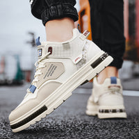 Novos sapatos altos para a primavera de 2024 para homem, sapatos desportivos casuais para homens, sapatos respiráveis com sola grossa, sapatos brancos pequenos da moda