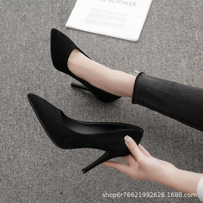 Salto alto feminino, primavera/outono 2024 novos sapatos profissionais pretos de bico pontiagudo com bico pontiagudo raso, sapatos de etiqueta plus size para exportação