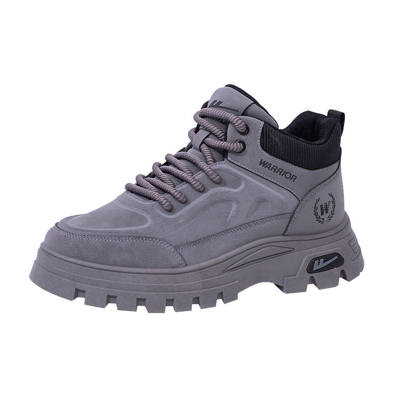 As novas botas Martin ao estilo britânico da Warrior, sapatos altos e robustos, sapatos casuais de trabalho para exterior, sapatos masculinos vintage vintage versáteis de outono