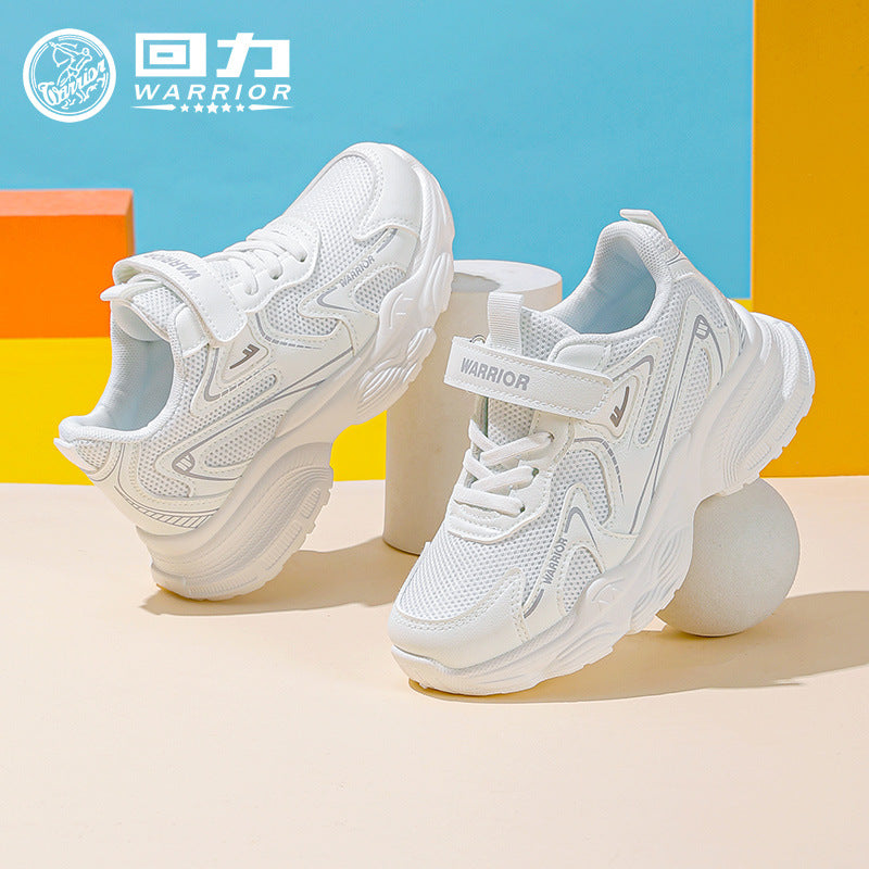 Os novos sapatos versáteis, modernos e confortáveis da Warrior para rapazes e raparigas, sapatos casuais de pele baixa e de alto valor, sapatos simples de cor sólida