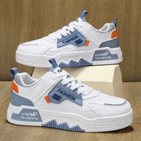 Sapatos brancos novos e respiráveis para o verão masculino, ténis versáteis e modernos de sola grossa, sapatos casuais, sapatos modernos