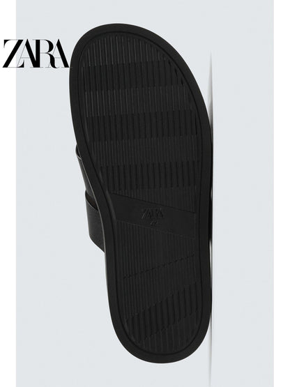 ZARA Coleção Verão 2026 - Sapatos Masculinos: Sandálias Rasteiras de Couro com Tiras na Cor Combinando (2750820 800)
