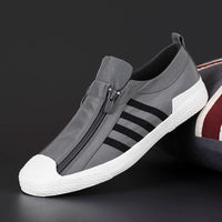 Sapatos masculinos: sapatos coreanos modernos de lona respirável de 2025, sapatos de tábua casuais versáteis, sapatos antigos de tecido de Pequim