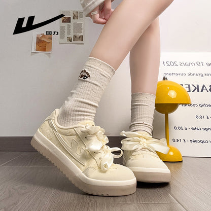 Os novos ténis de skate enérgicos e fofos com blocos de cor da Warrior, os singles retro femininos de estilo coreano de alta estética, sapatos casuais confortáveis e versáteis