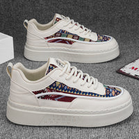 Verão novos sapatos masculinos respiráveis, estilo coreano, versáteis, modernos e de design de nicho, sapatos desportivos casuais de quadro branco
