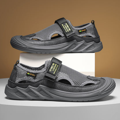 Sandálias de homem, sapatilhas de praia de exterior respiráveis de verão, sapatos casuais de rede de rede com sola macia, sapatos ocos antiderrapantes