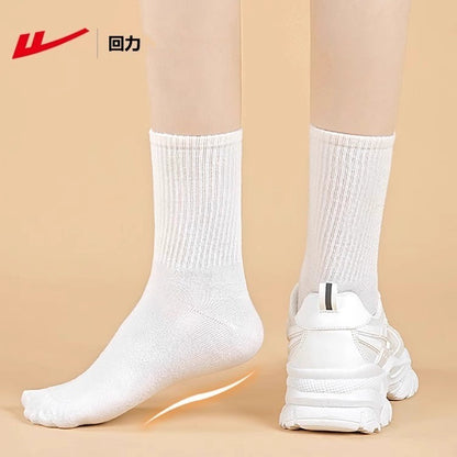 Sapatos brancos Warrior respiráveis e de sola grossa, sapatos simples de novo pai de cor coreana, estilo academia, sapatos confortáveis para mulheres