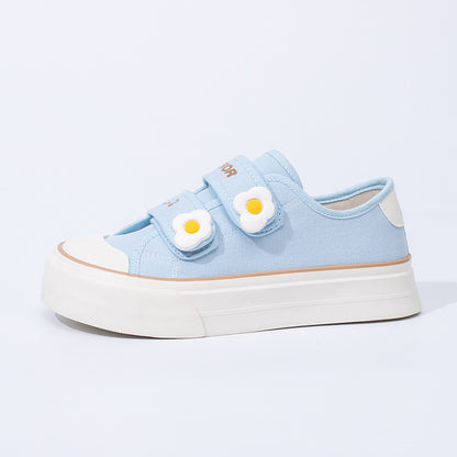 Os novos sapatos semideslizantes enérgicos, fofos e confortáveis da Warrior, sapatos simples de velcro de alto valor, sapatos versáteis de plataforma coreana feminina
