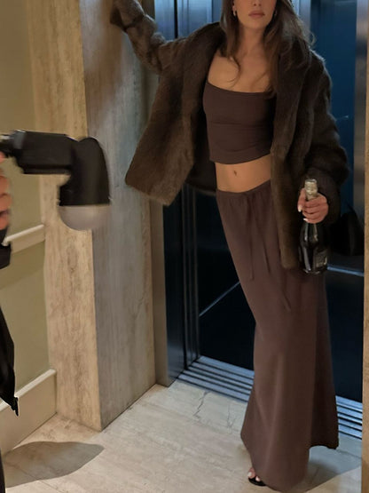 Novo Conjunto de Moda Transfronteiriça da Amazon: Camisola Pequena Slim Sexy, Saia Longa de Cor Sólida que Envolve as Ancas, Conjunto de Duas Peças para Mulheres