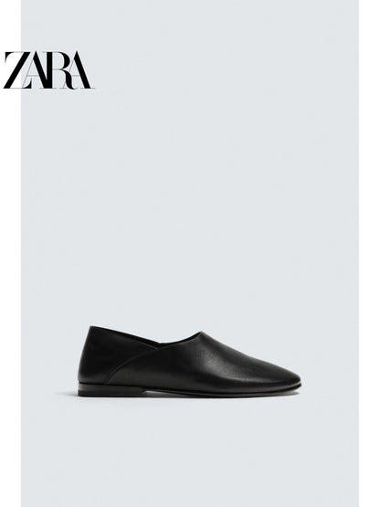 ZARA Coleção Verão 2026 - Sapatos Masculinos - Mocassim Simples de Couro com Sola Fina 2631820 800