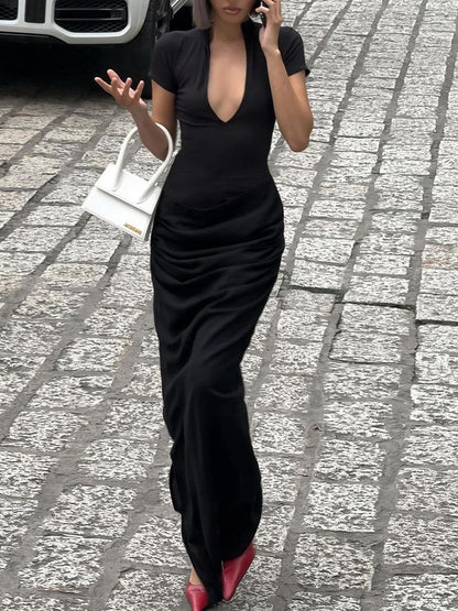 Verão 2026 Novo Vestido Feminino Sexy Deep V, Manga Curta em V Profundo, Cor Sólida, Estilo Rapariga Atraente, Vestido Comprido Plissado de uma só peça dropshipping