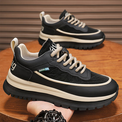 Outono 2025 Novos Sapatos Desportivos Casuais de Tabuleiro Sapatos de Pai de Sola Grossa Estilo Hong Kong Sapatos de Pão de Pele Baixo A-Gan Sapatos para Homens