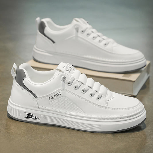 Sapatos masculinos de verão 2025, sapatos brancos pequenos e respiráveis, sapatos desportivos masculinos versáteis e com sola grossa, sapatos casuais, sapatos modernos